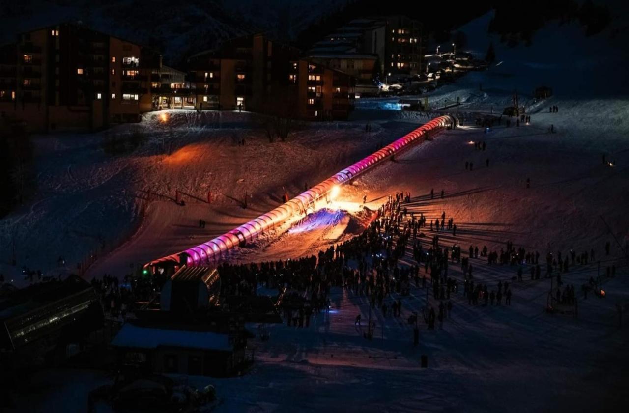 Auris Les Gentianes Station Alpe Huez Apartment Bagian luar foto